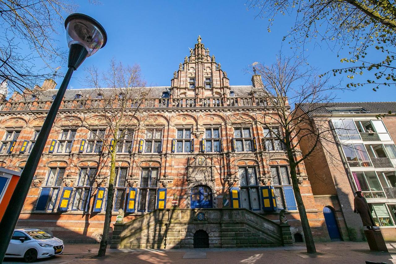 Uniek Verblijf In Herenhuis, Eigen Appartement Op De Tweede Etage Van Ons Huis Leeuwarden Kültér fotó